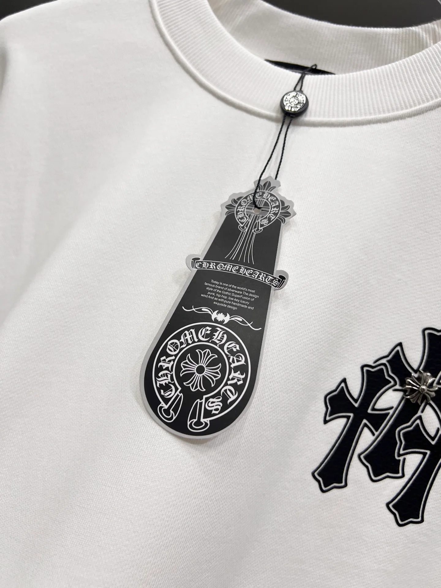 🅿️270 CH Crowe 2025 Autumn and Winter New Round Neck Long Sleeve Sweater Cross Patch Leather + Customized Hardware Metal Horseshoe Sanskrit Text The Real Product Is Great🔥Same Style for Men and Women Loose Version Size S M L XL XXL Five Codes Black White